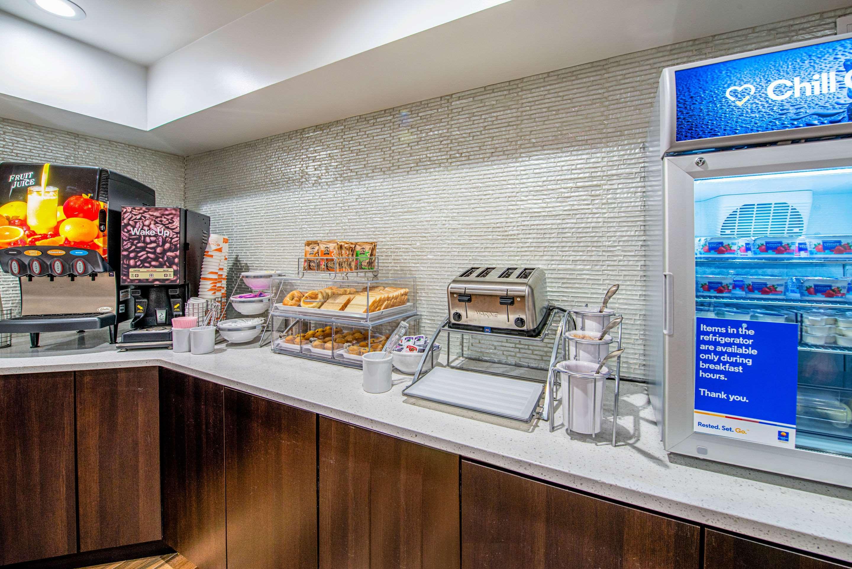 Comfort Inn Matteson - Chicago Екстер'єр фото