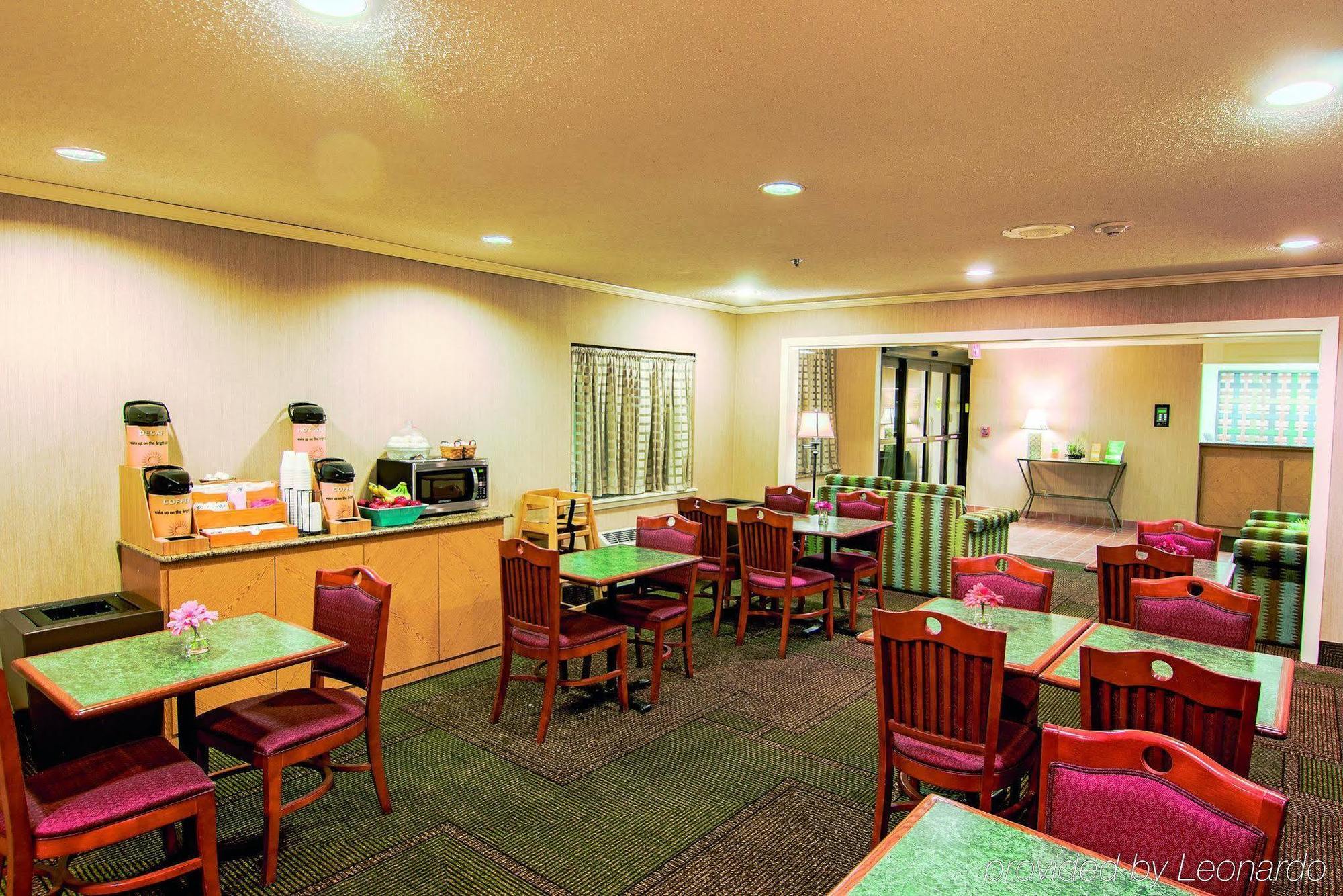 Comfort Inn Matteson - Chicago Екстер'єр фото